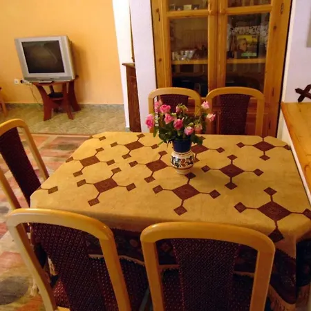 Varpanorama Vendeghaz Guest house *